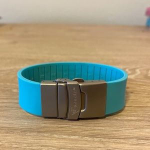 Road ID Elite with Turquoise Band